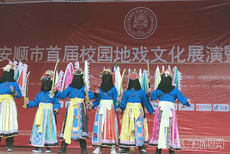 380D6632-CD23-4BBE-B41E-57B537535AA8_IMAGE_11_LOW_0.jpg