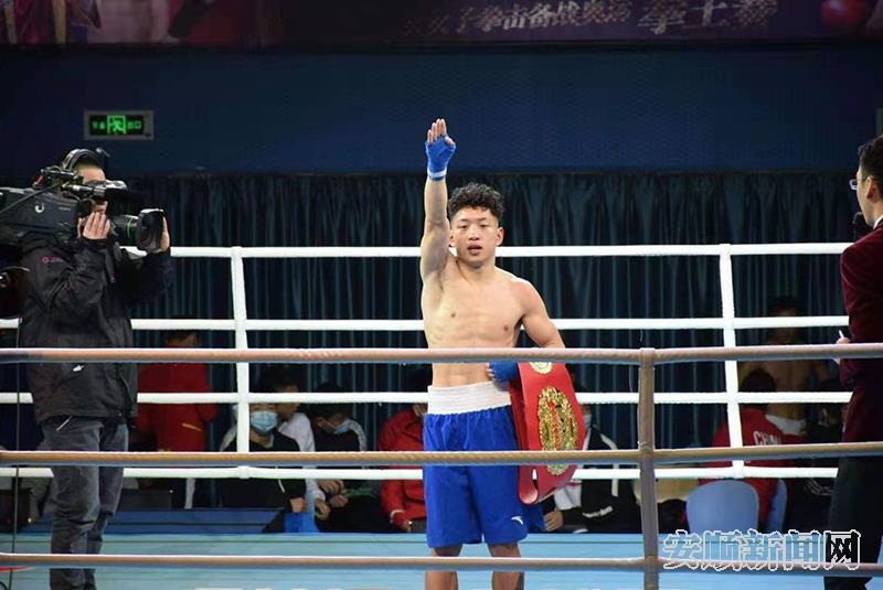 郭天燚获得52公斤级金牌.jpg