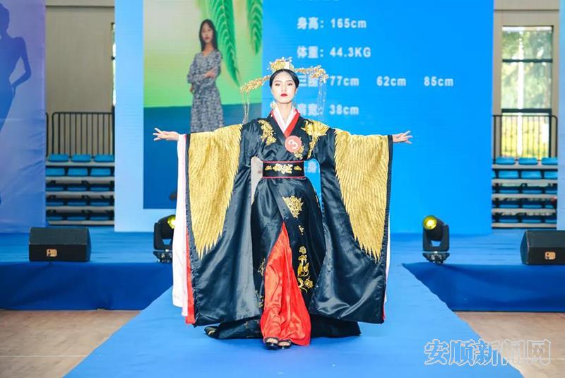 F3EAFCBC-B240-42C3-B871-B7E52B79416E_IMAGE_0_LOW_0.jpg