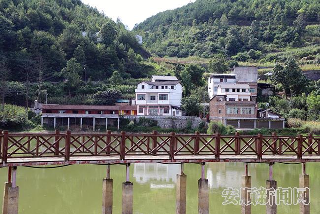 紫云五峰街道：宜居乡村治理治出“城市后花园”2.png