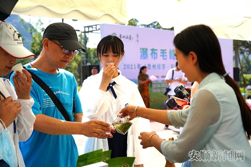 4D35049F-6926-467C-9DB9-F3ADA20F8EAB_IMAGE_3_LOW_0.jpg