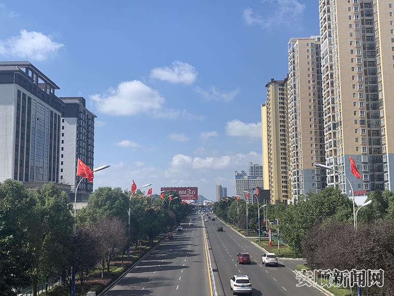 黄果树大街.jpg