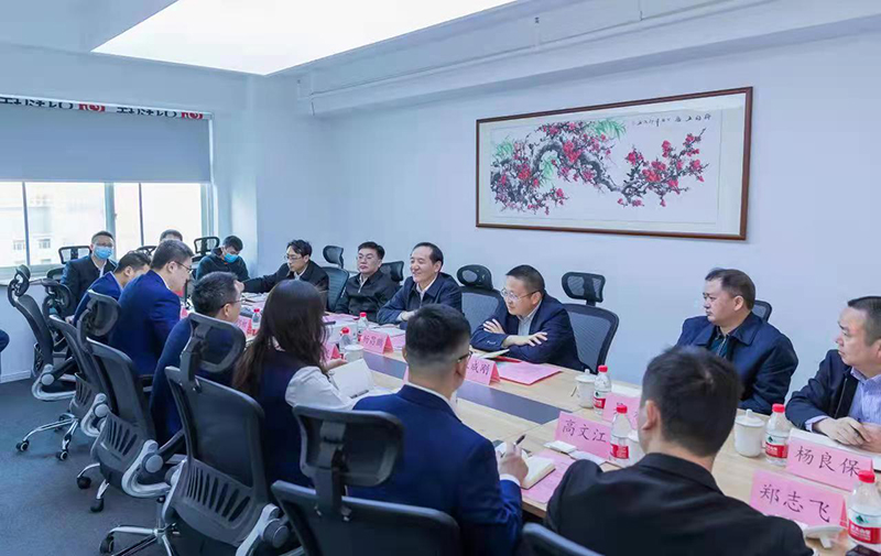 2、杨昌鹏到安融信用评级有限公司与企业负责人深入交流.jpg