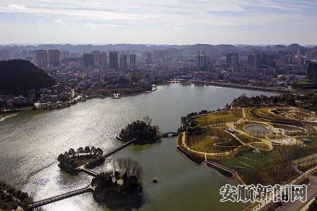 虹山水库 卢维.jpg