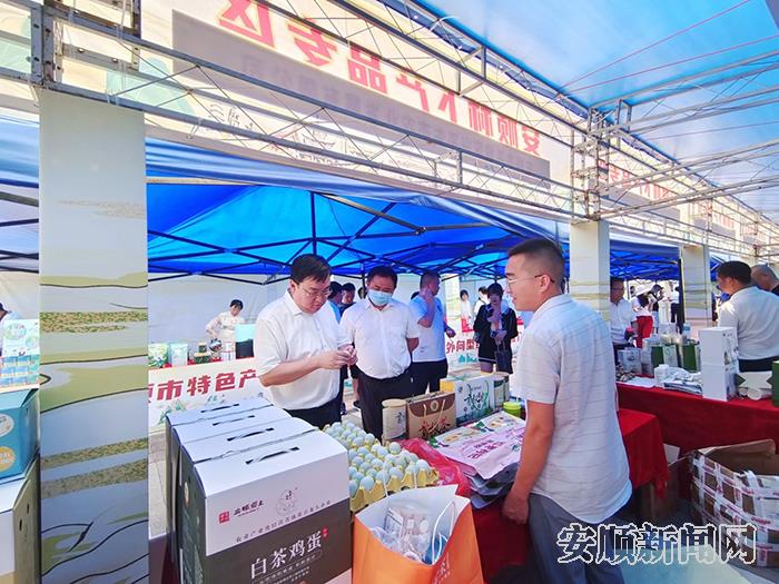 D523D429-B766-4CF0-8908-A10BF603C847_IMAGE_1_LOW_0.jpg