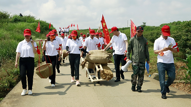 94CB6EB3-2AE9-40C7-9BDE-AB48D309D71D_IMAGE_3_LOW_0.jpg