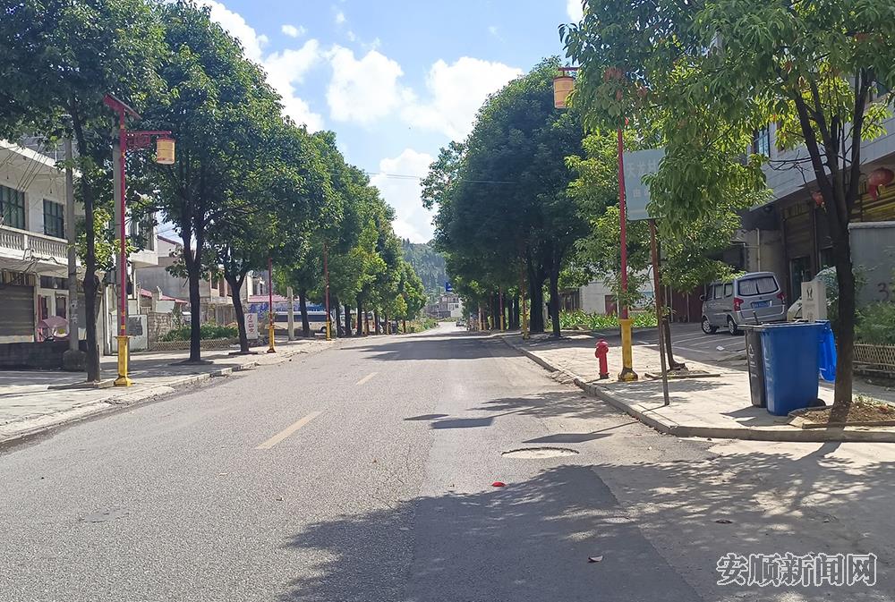 干净整洁的道路.jpg