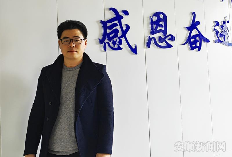 罗泗龙.jpg