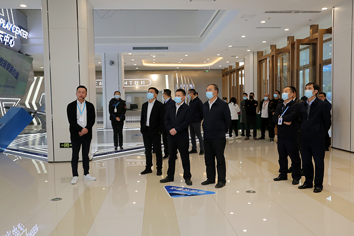 广东省粤黔协作工作队赴安调研1.jpg