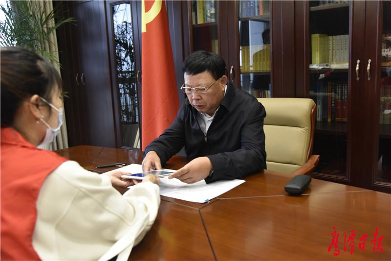 正值第七次人口普查_第七次人口普查图片(2)