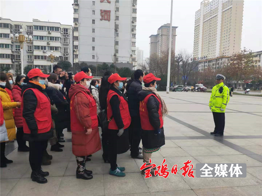 志愿者6.jpg 志愿者6.jpg